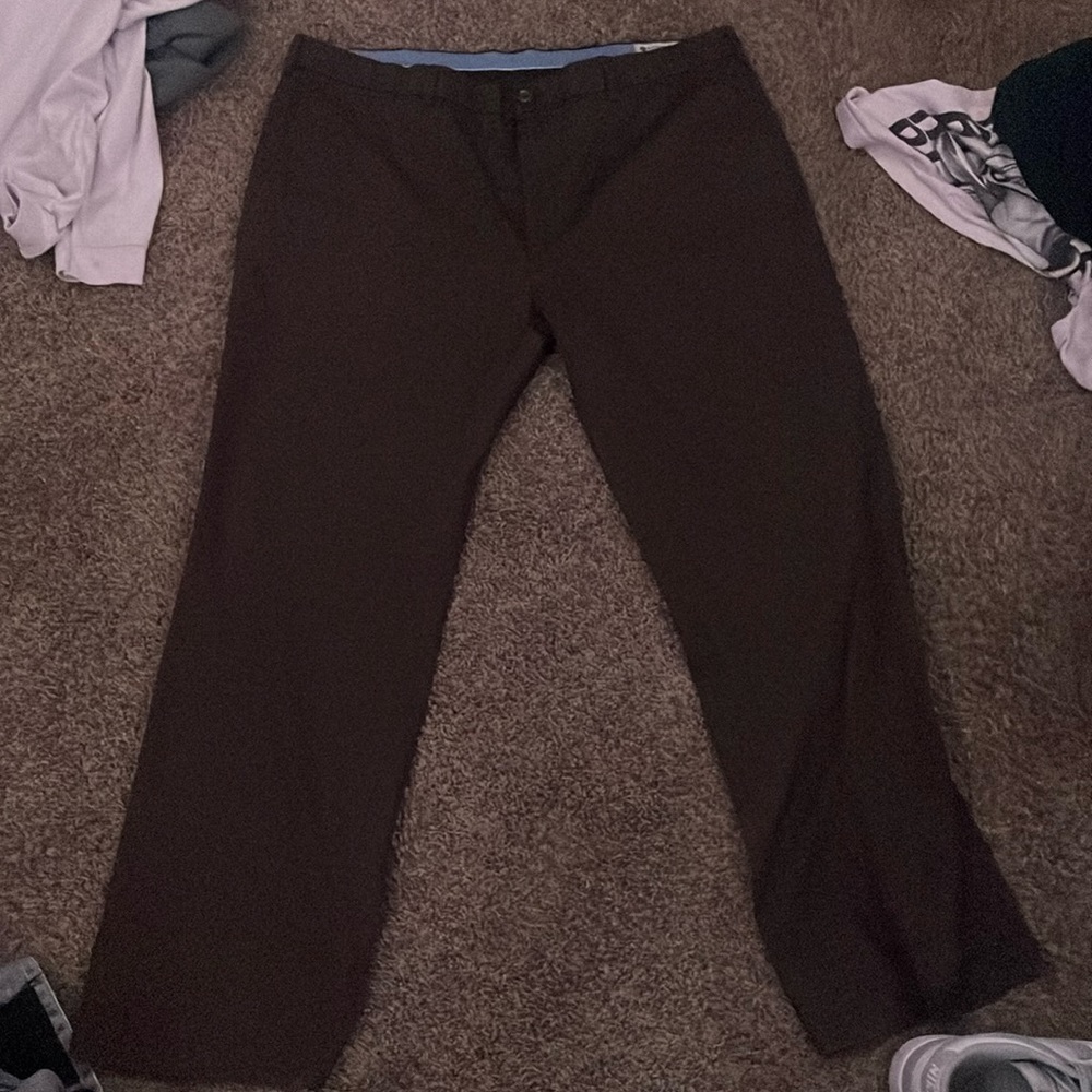 Size 42/32 pants dickie style no iron khakis great quality